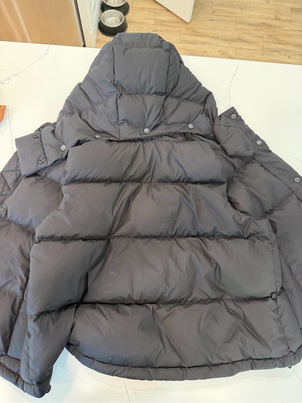 Lululemon Black Puffer Jacket - Size 6 - Picture 3 of 4